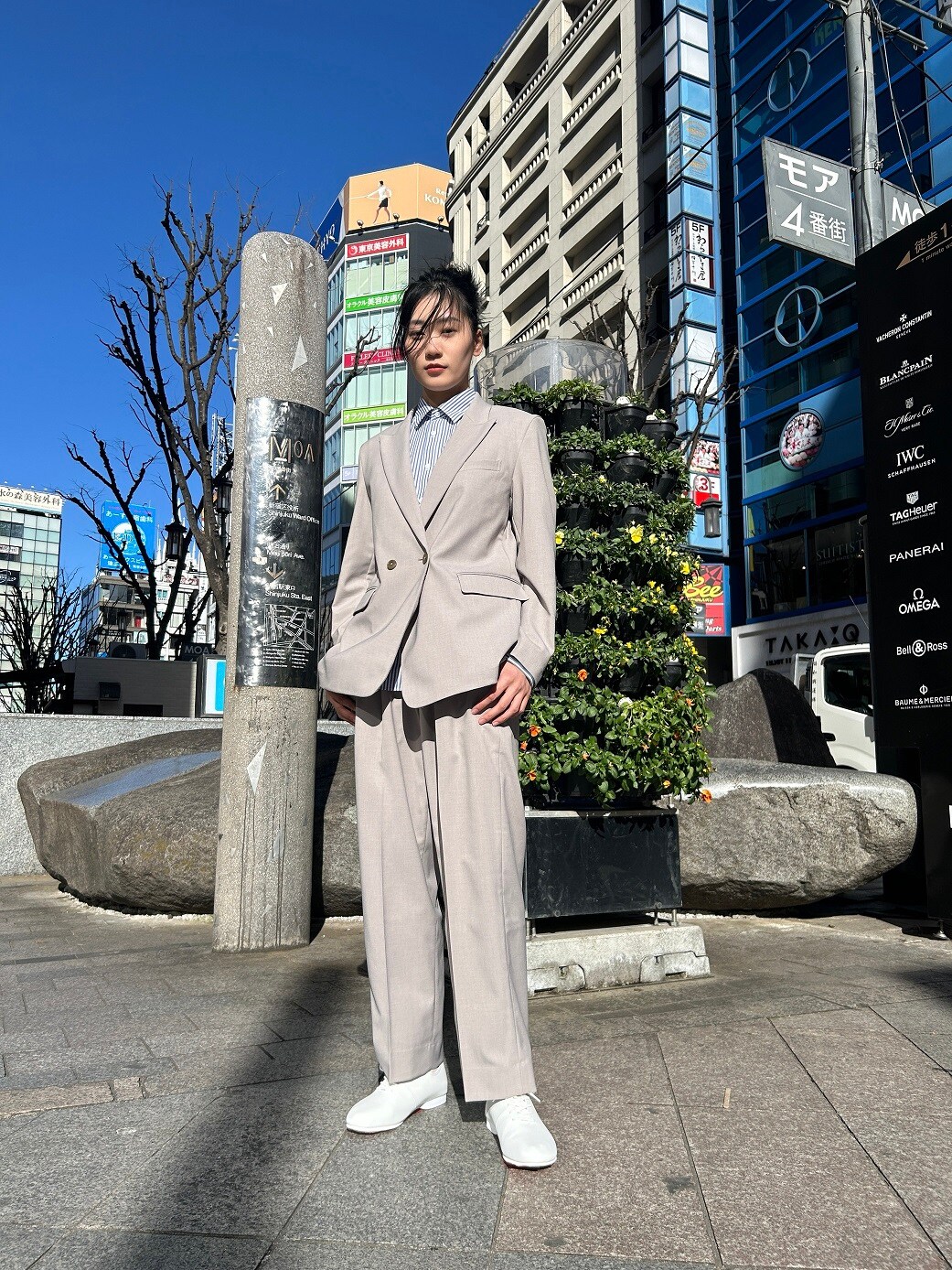 youさん全身