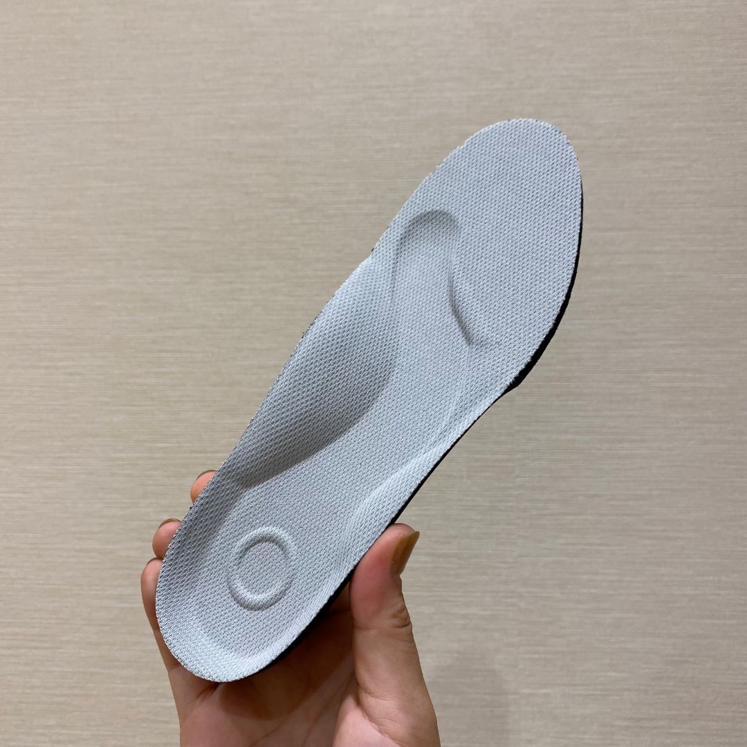 撥水スニーカーのインソール