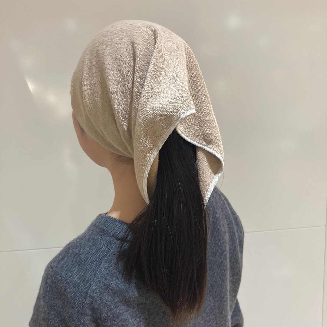 ターバンタオルを実際に被っている写真