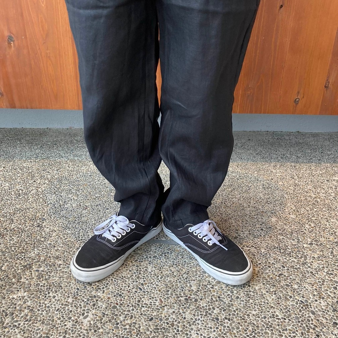 リネン洗いざらしテーパードパンツ
