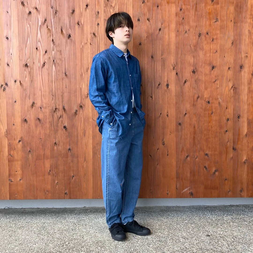 デニムシャツ