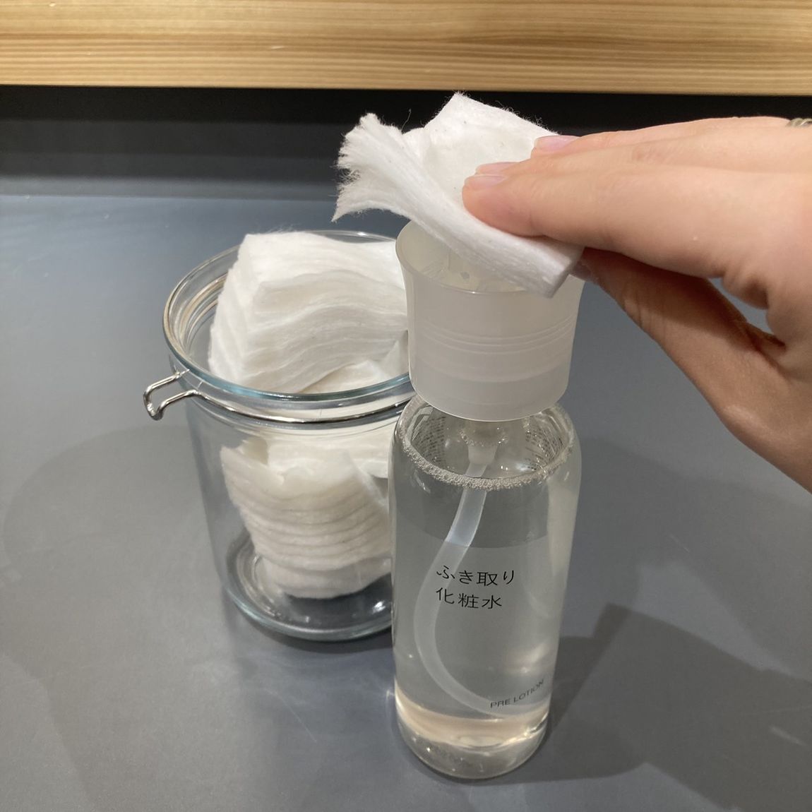 【岡山表町商店街】 両手がふさがらず、ささっとスキンケアできる「ポンプヘッド・コットン専用」