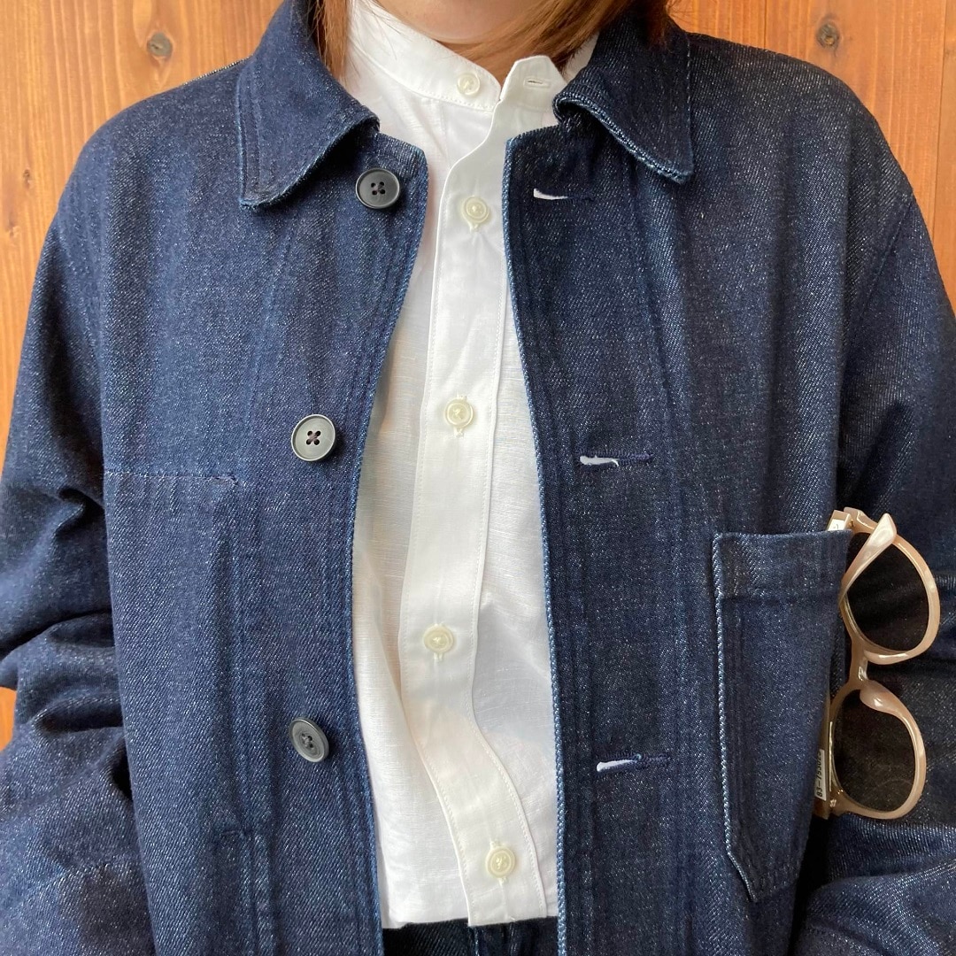 木の実から作ったカポック混デニムテーパードパンツ