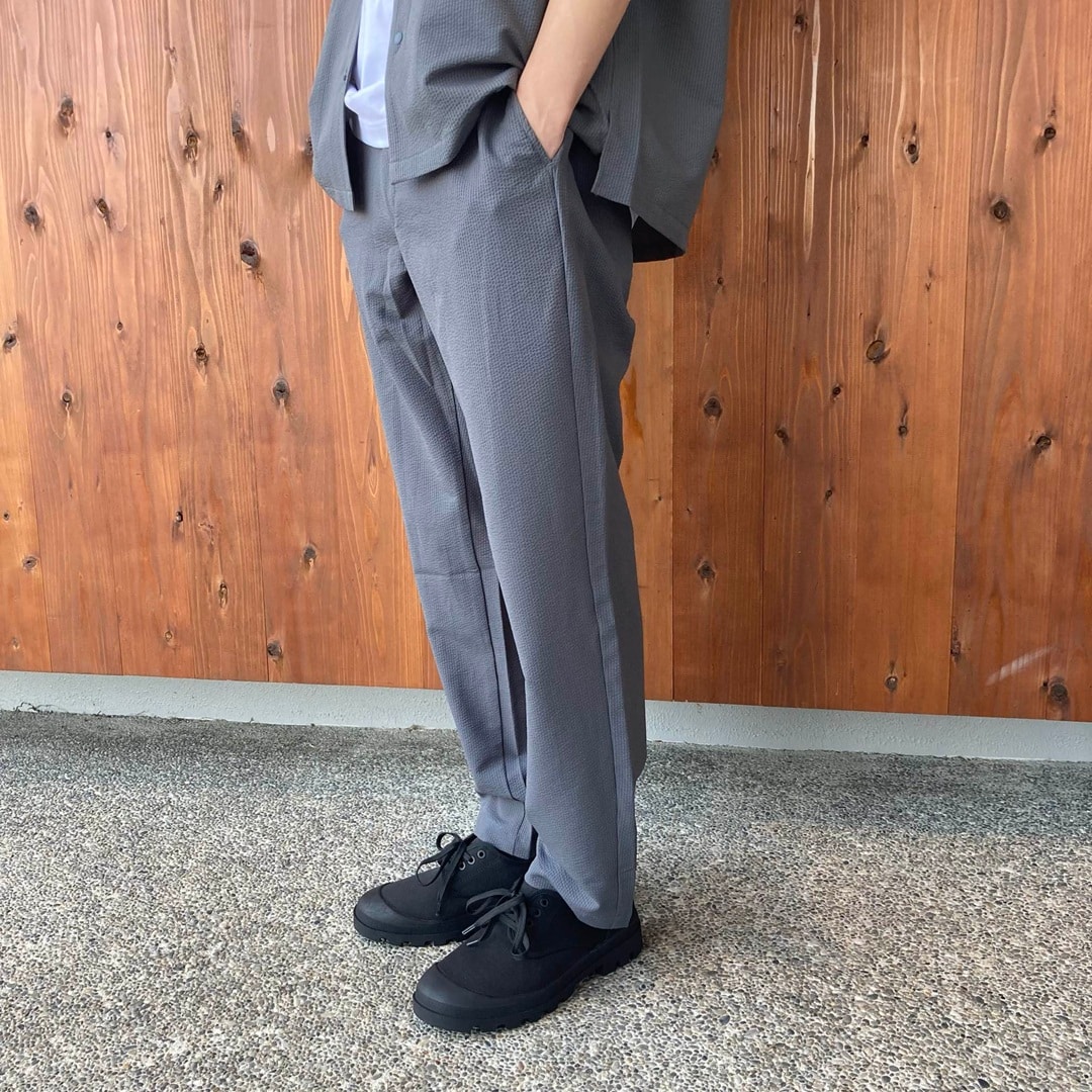 風を通すストレッチサッカーオープンカラー半袖シャツ