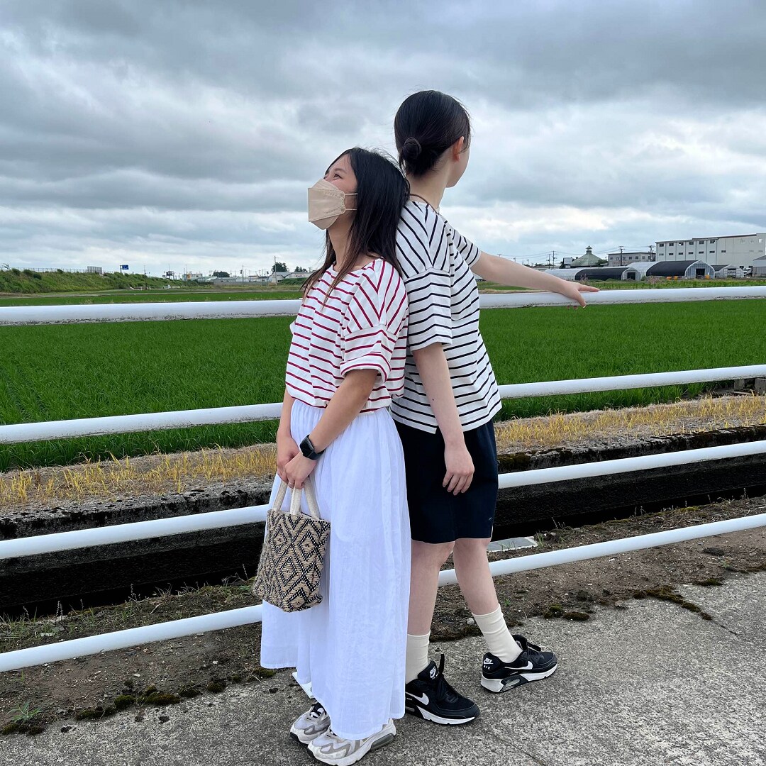 背中