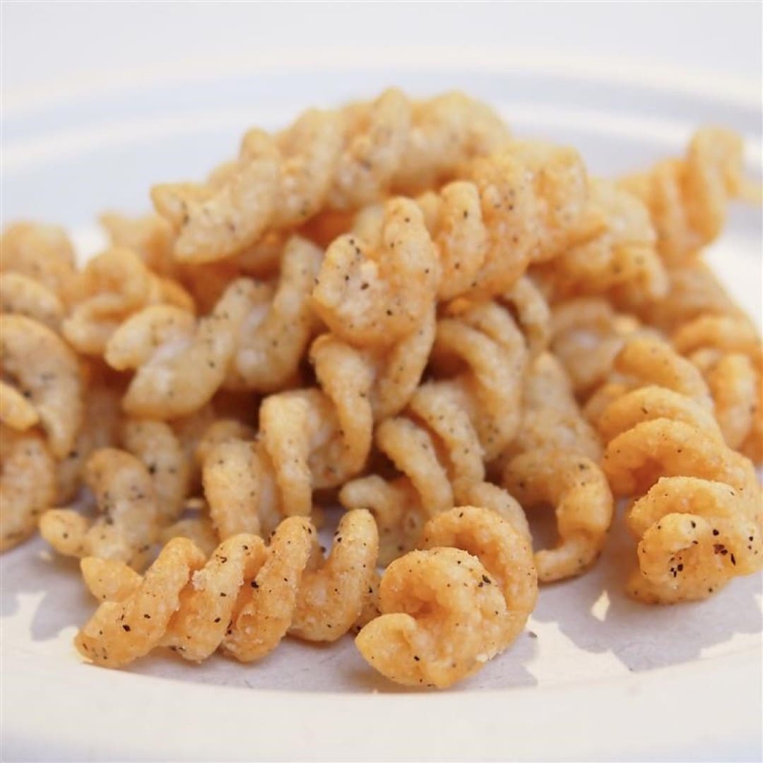 パスタスナック　ブラックペッパー味の写真