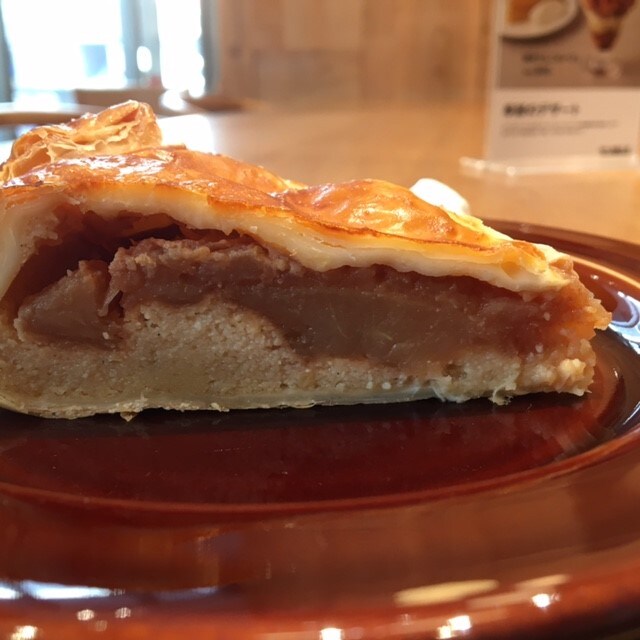 【CafeMUJIピオレ明石】アップルパイ焼けました