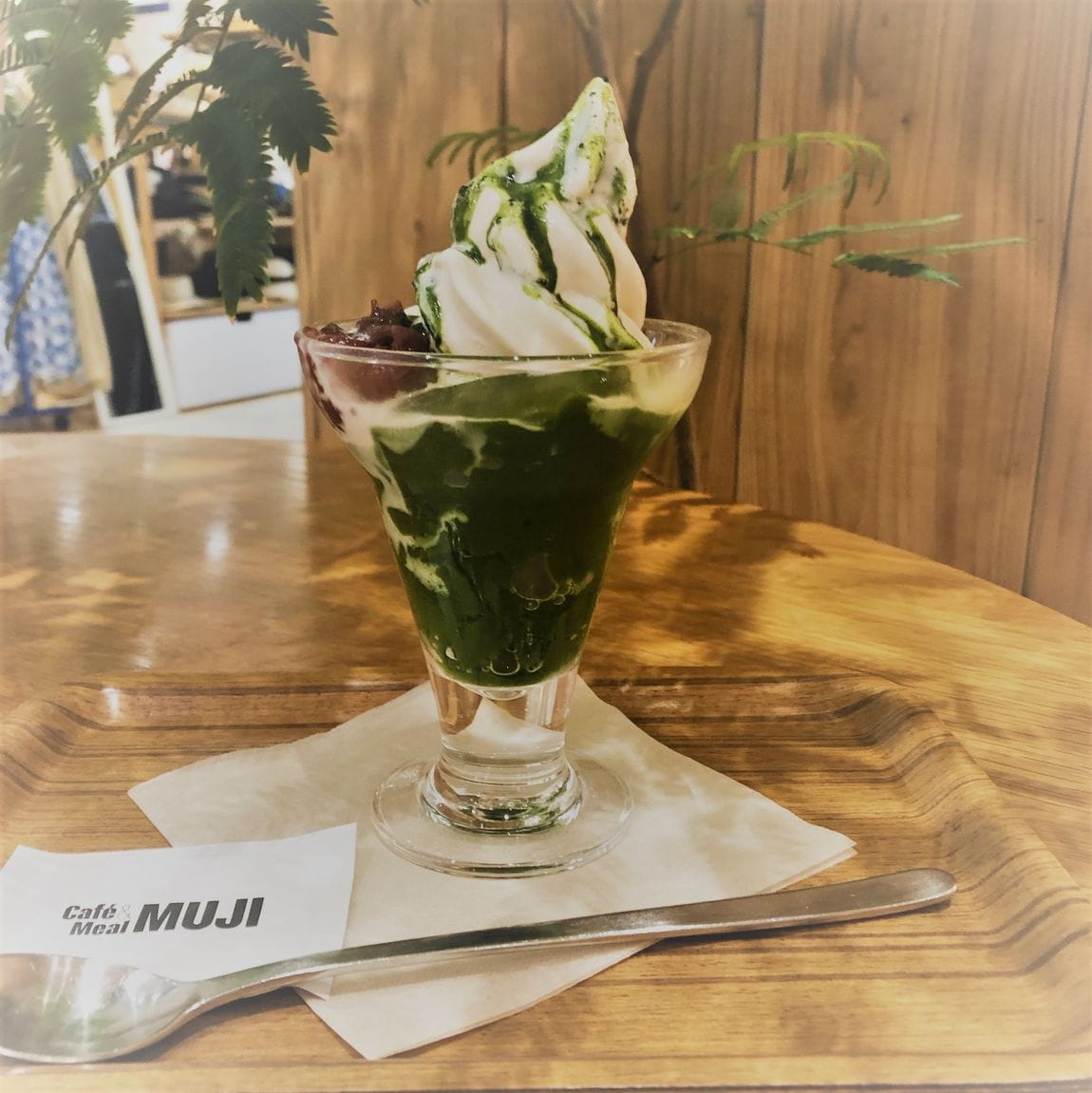 【CafeMUJIピオレ明石】抹茶ゼリーパフェで贅沢なひと時を