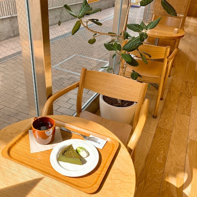 【CafeMUJIピオレ明石】濃厚な抹茶のケーキ