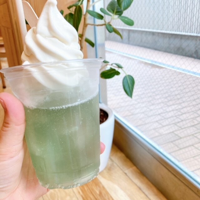 【CafeMUJIピオレ明石】麗しのメロンクリームソーダ