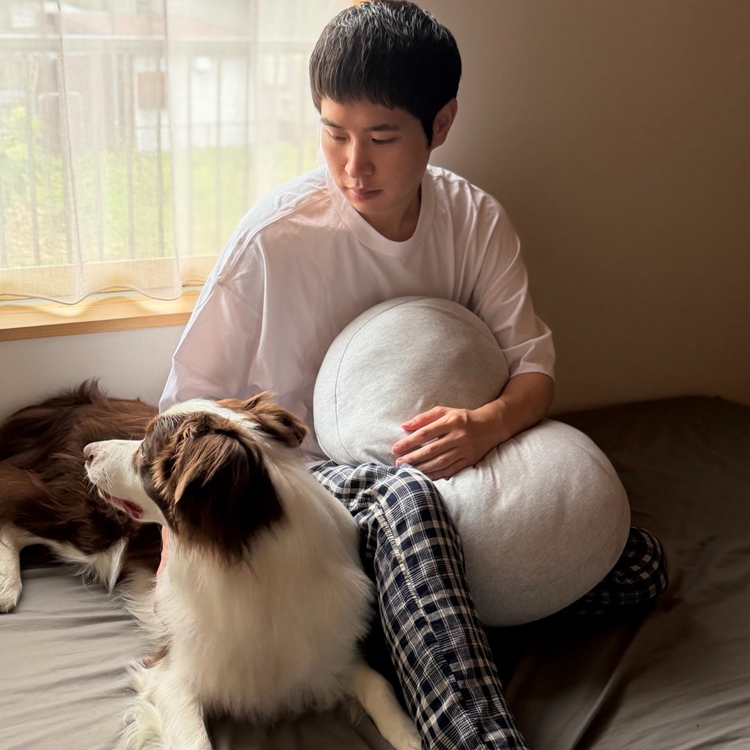 犬と男