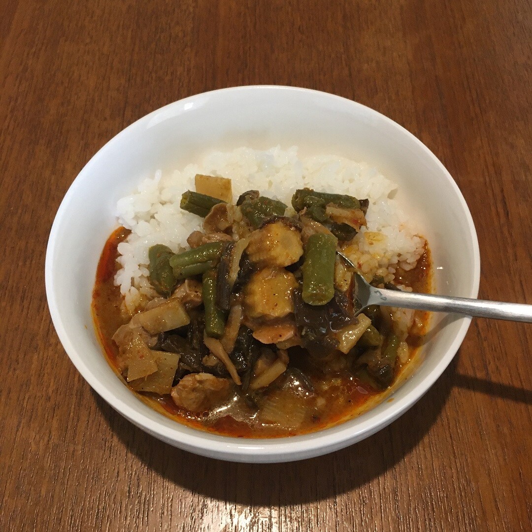 【大津西武】素材を生かしたカレーゲーンパー