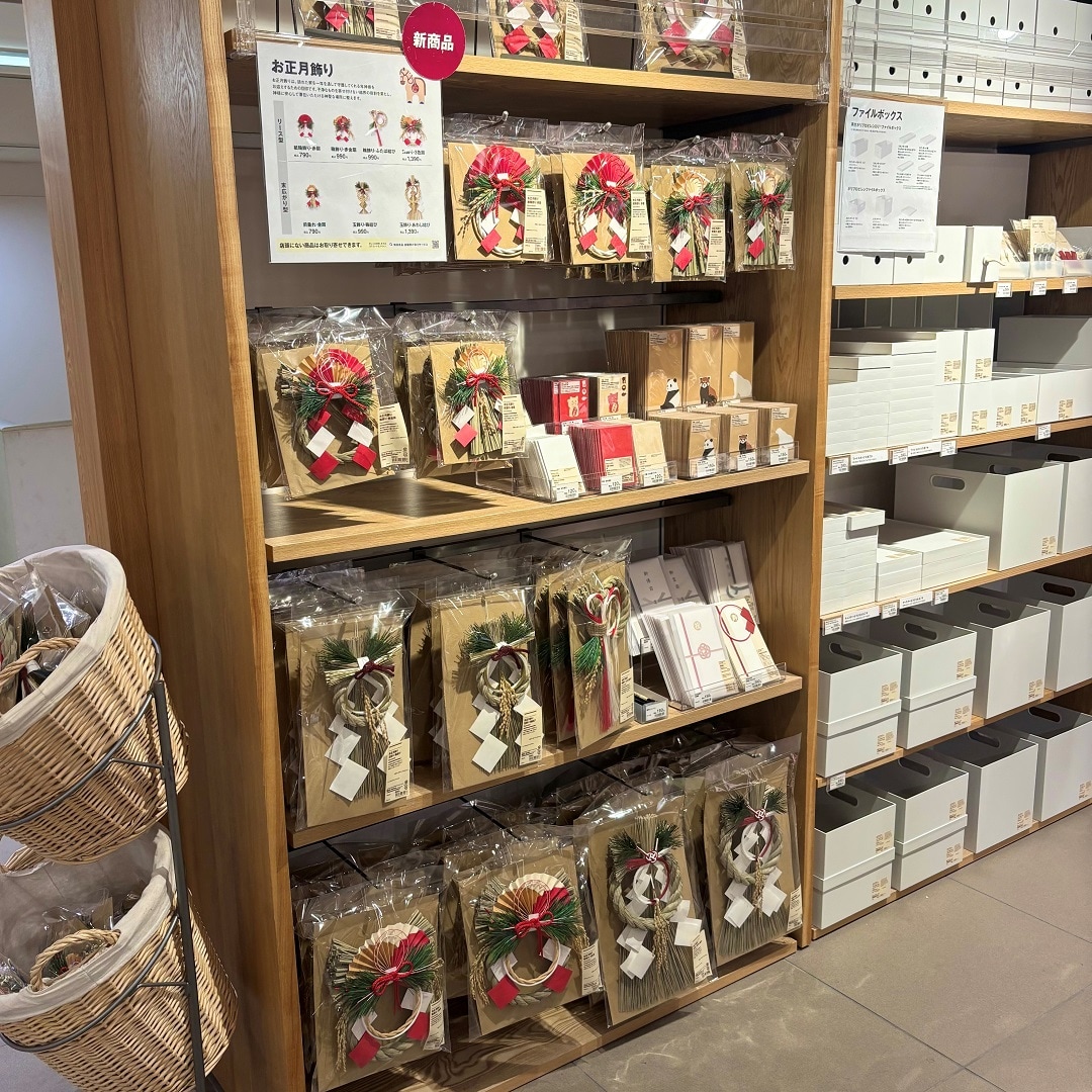 お正月飾りの売場の紹介写真