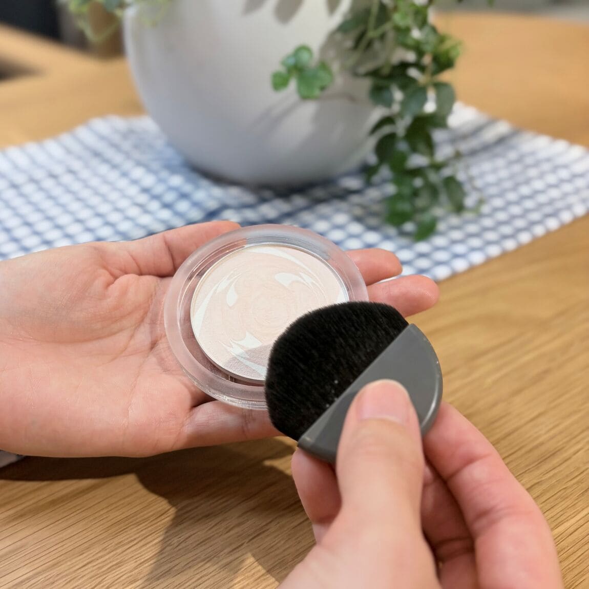 【天満橋京阪シティモール】新発売|美容液成分でうるおいが続く、ベースメイクシリーズが出ました_BT7Fxl