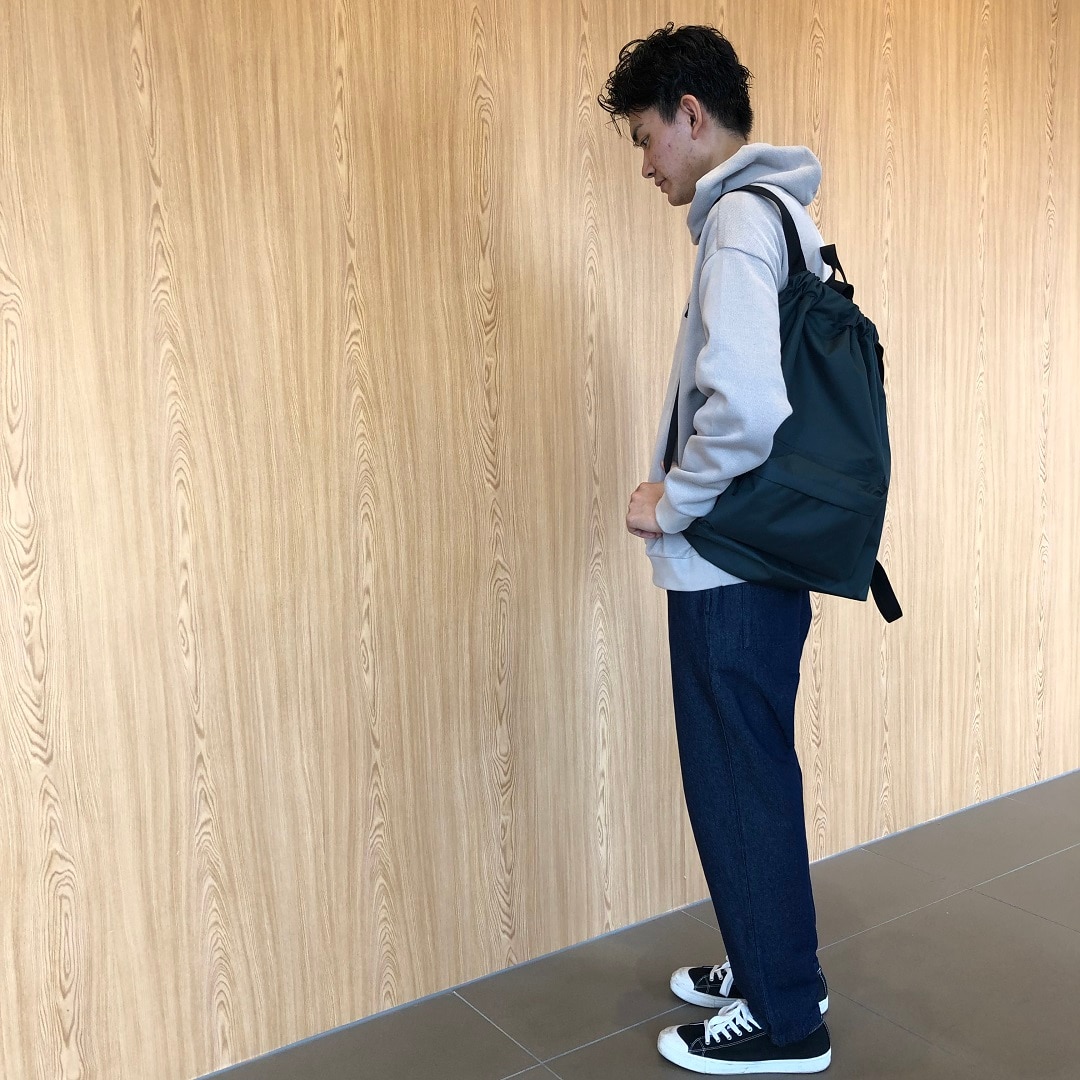 【ピオニウォーク東松山】　身長１８２ｃｍ