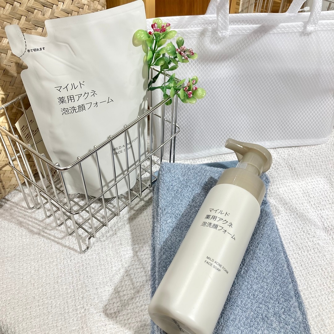 マイルド薬用アクネ泡洗顔フォーム