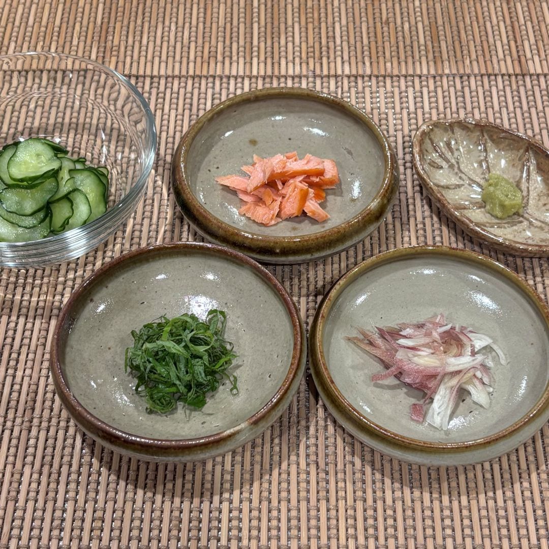 【札幌ステラプレイス】「４種の北海道産昆布を使用したごま味噌だれ」でつくる冷やし茶漬け_vZuB8P