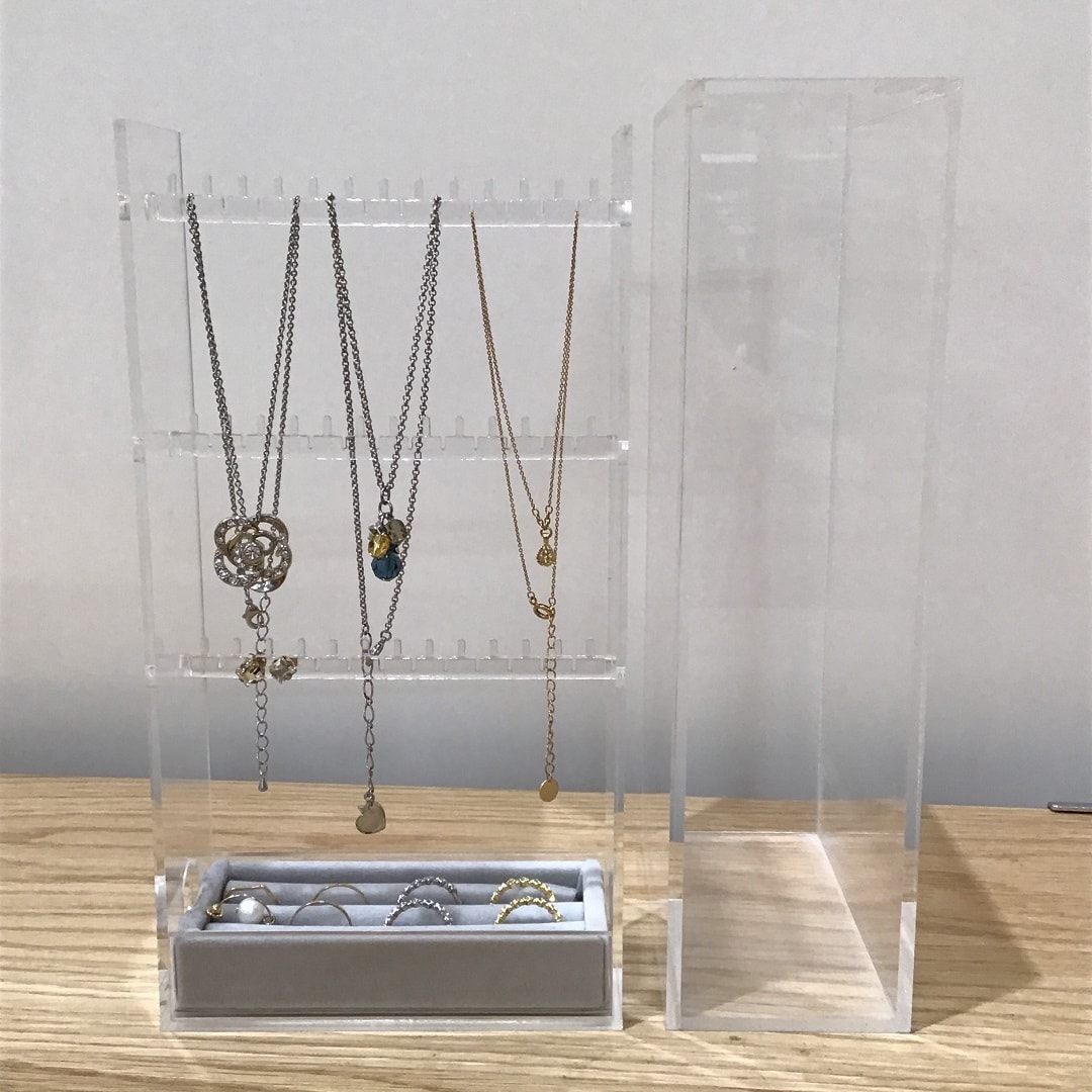 【トキハわさだタウン】アクリルネックレスピアススタンド