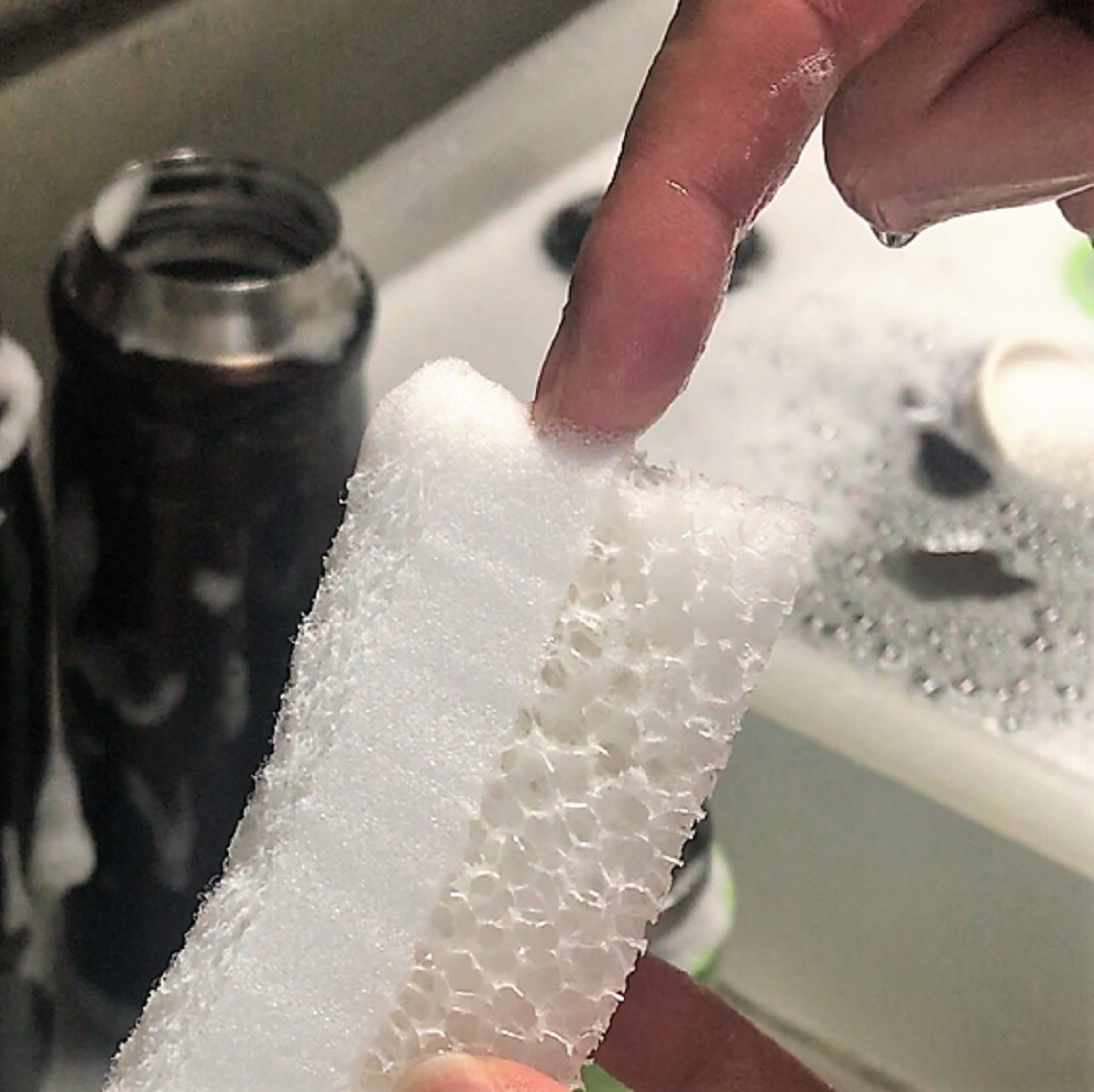 三層スポンジ二層目