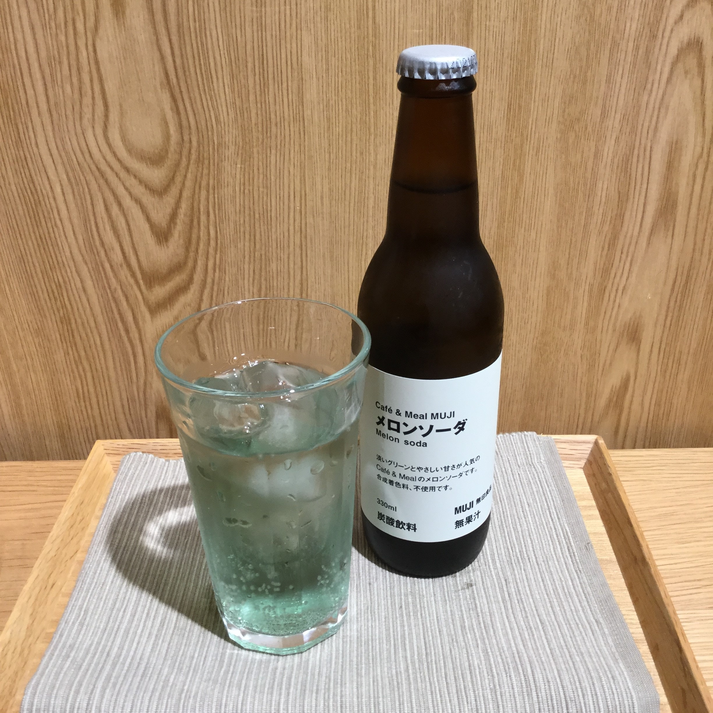 メロンソーダ