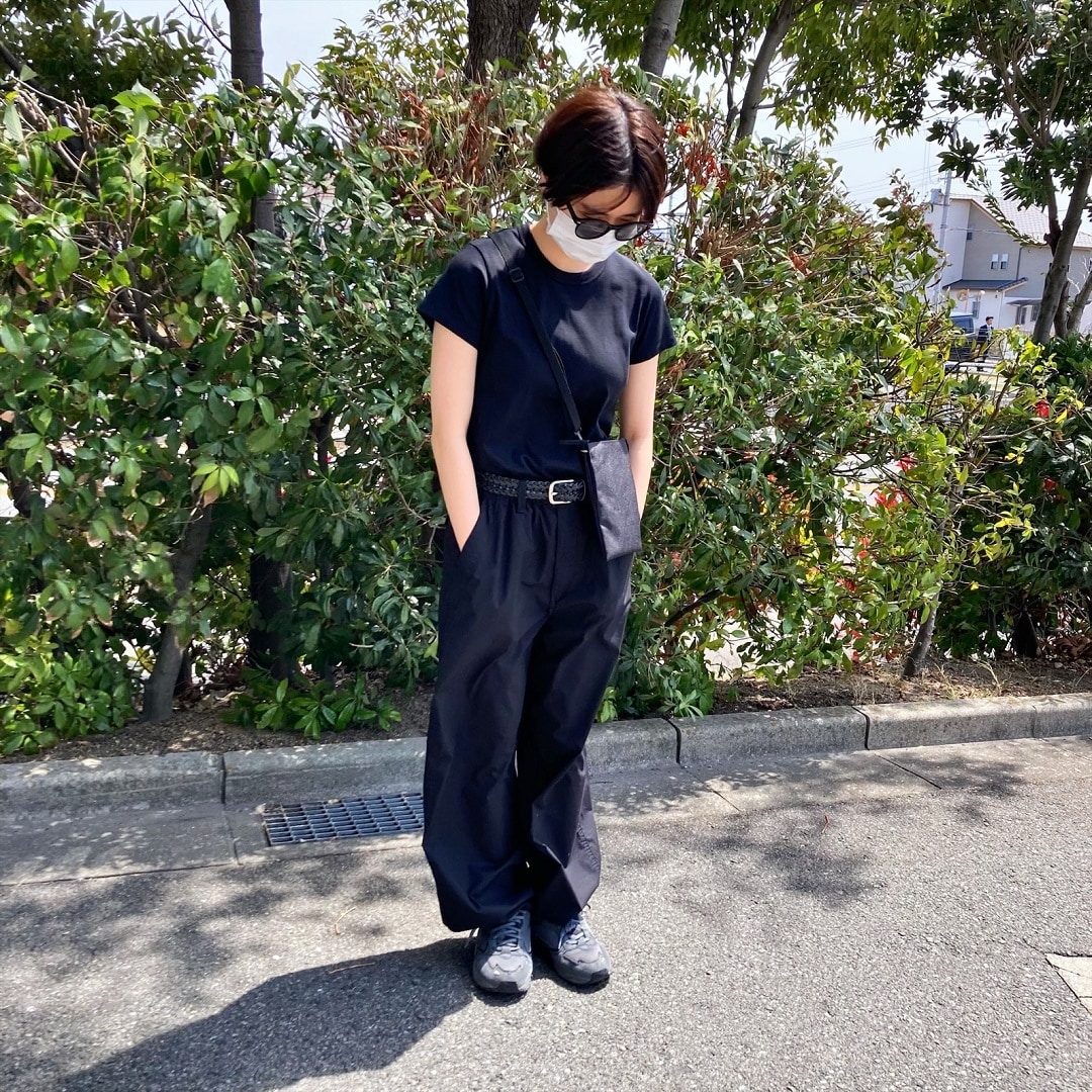 下向き
