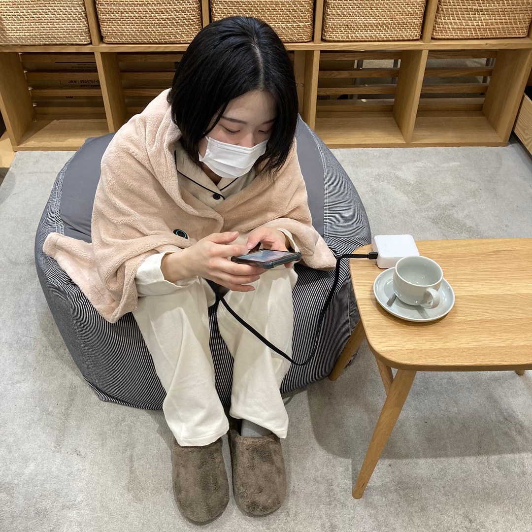 【イオンモール姫路大津】USBブランケットで癒しの時間を