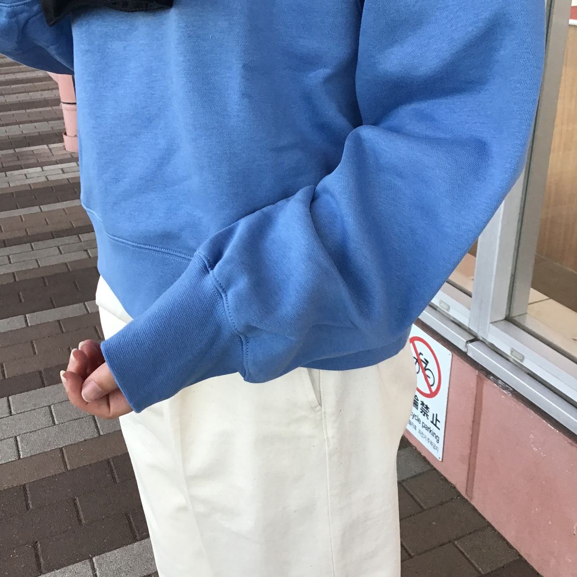 上半身　袖口