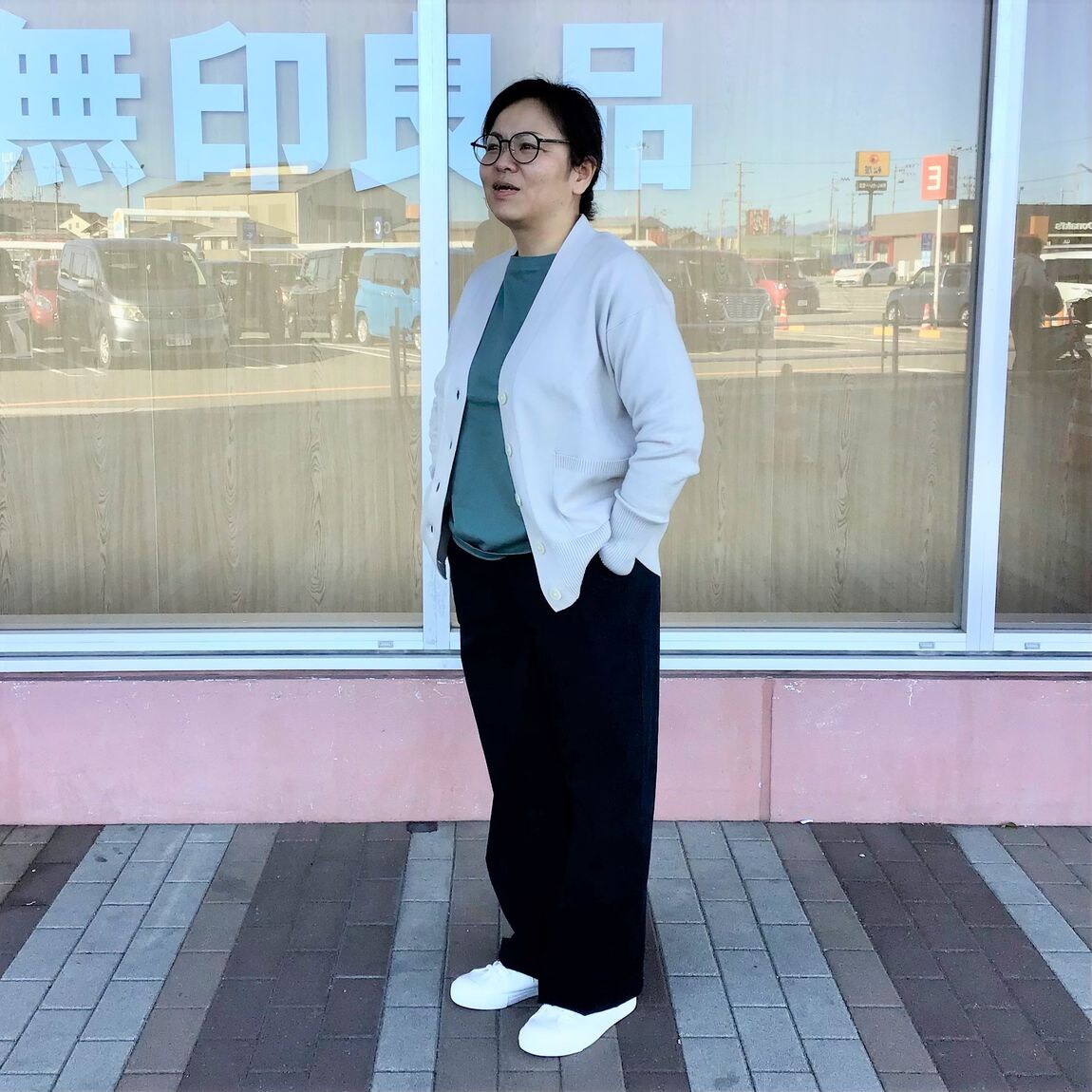 全身画像横向き