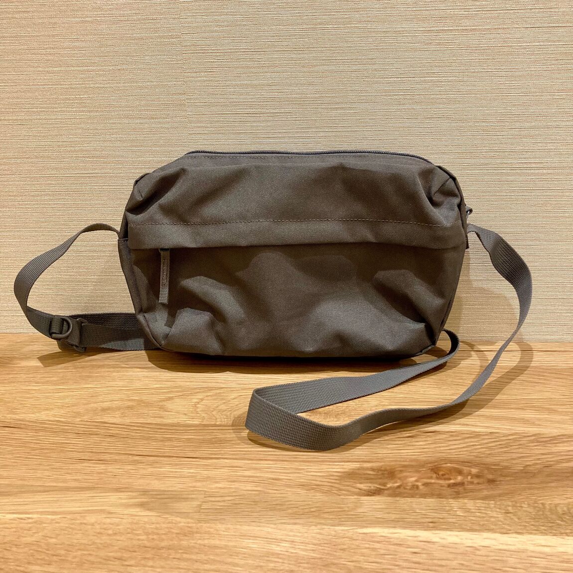 ショルダーバッグ画像