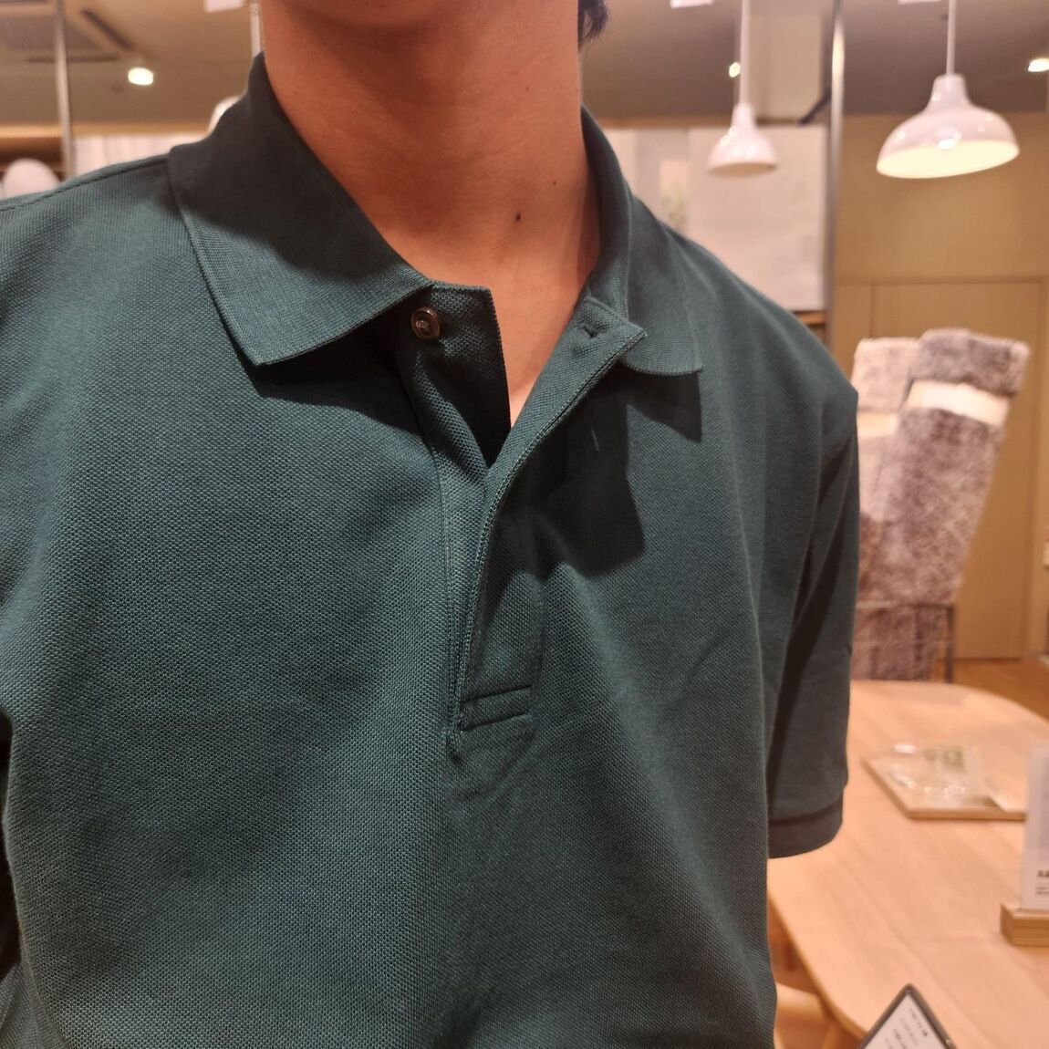 首元画像