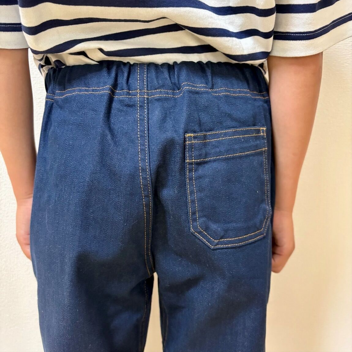 パンツ後ろポケット画像