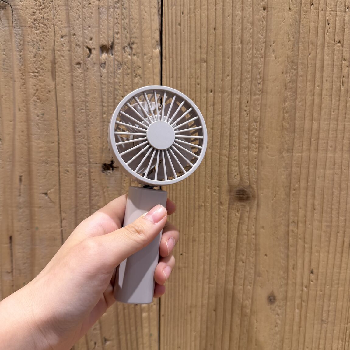 コンパクトハンディファンの画像