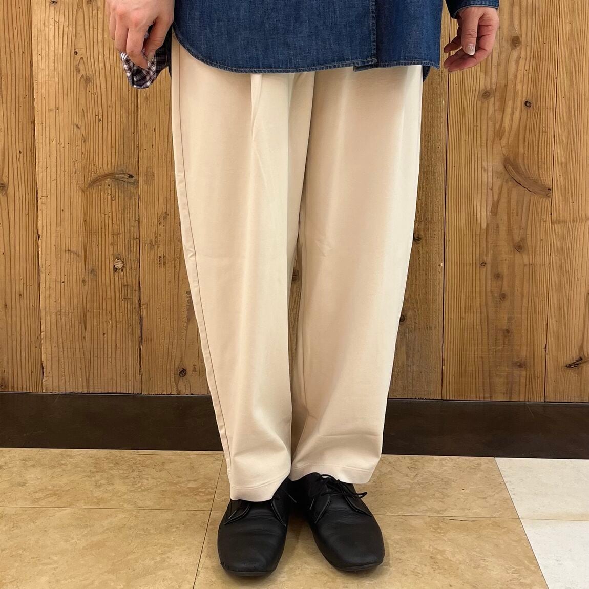 ボトムスの画像