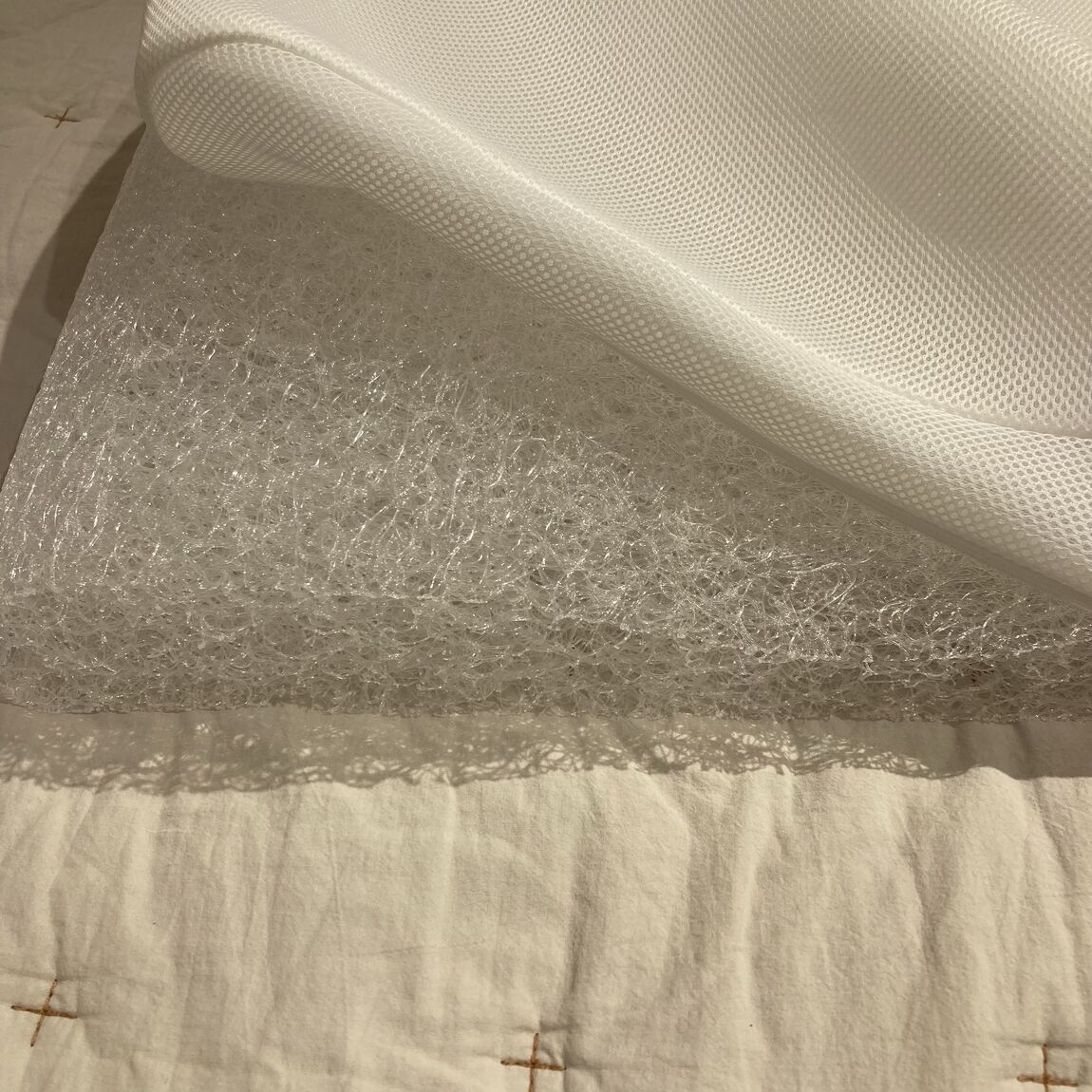 寝返りを受け止めるまくらで、心地よい眠りを。_ZSc9Vx