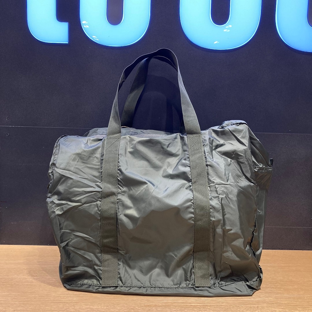 ボストンバッグ