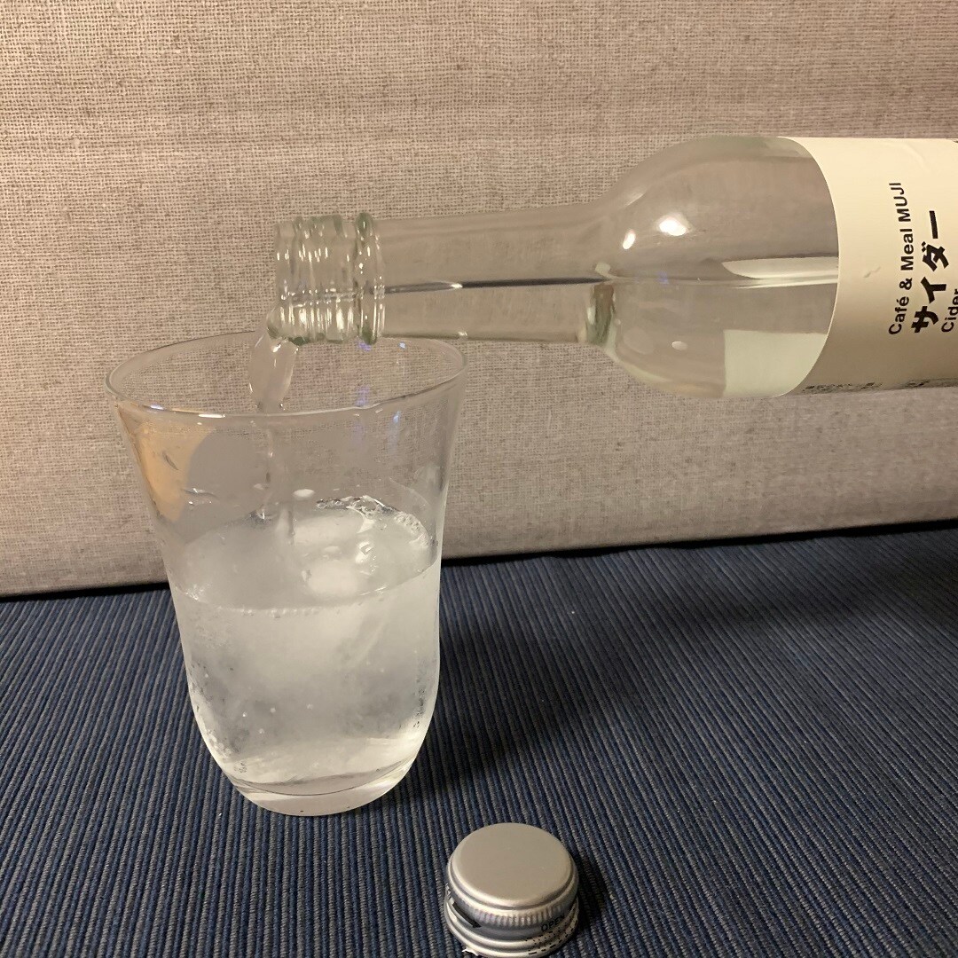 【MUJI to GO 新千歳空港】 シュワっとサイダー