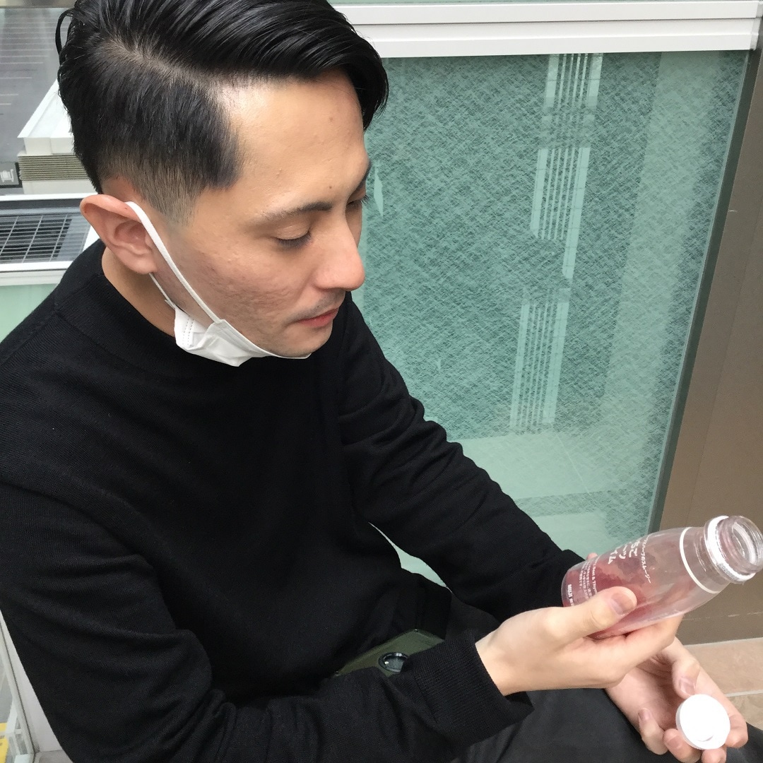 【セントレアスカイタウン】商品の説明をした後に店長に食べさせて感想を聞くお便り