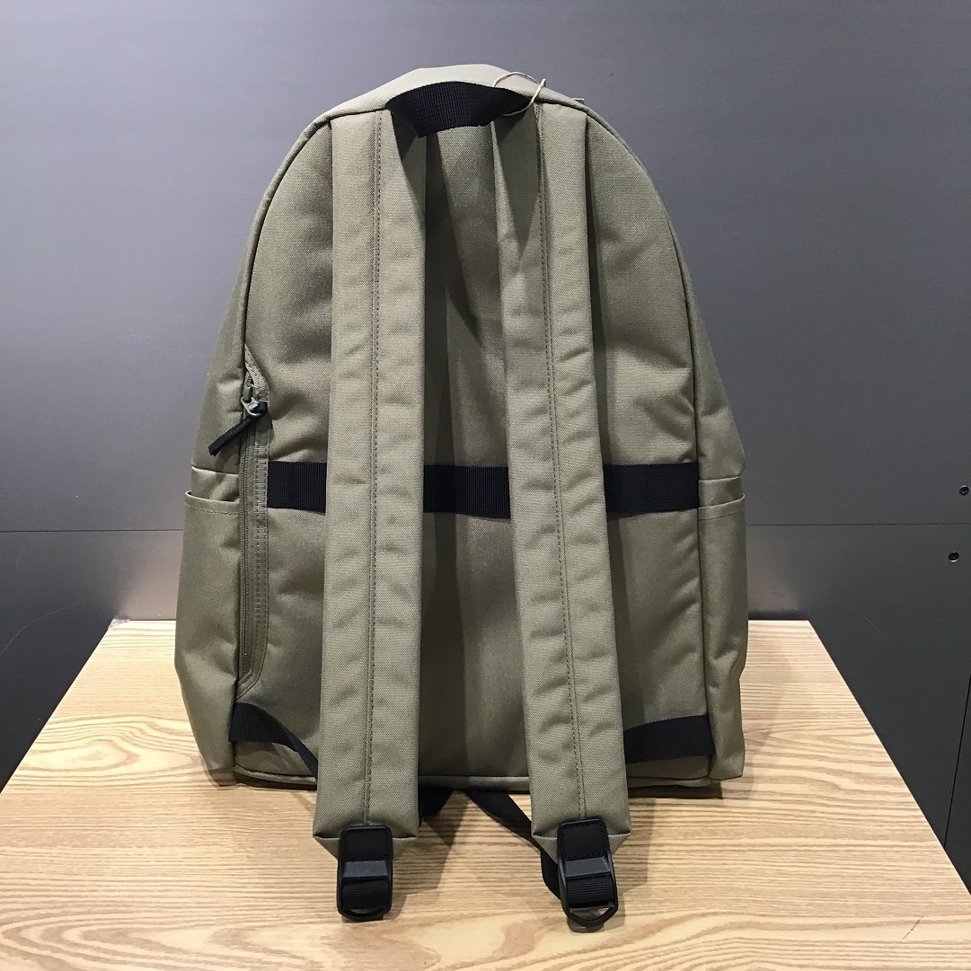 肩の負担を軽くするリュックサック