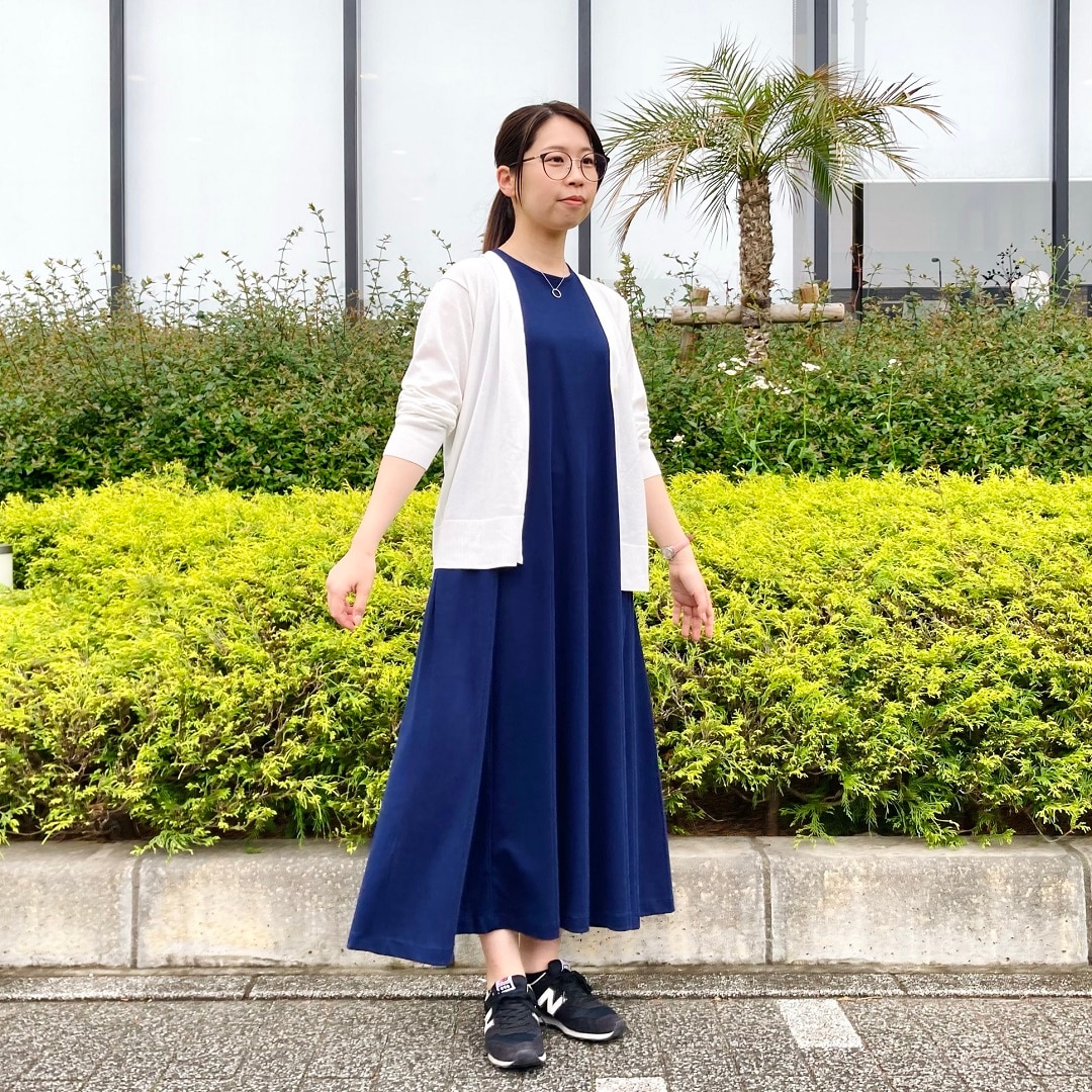 カーディガン　全身