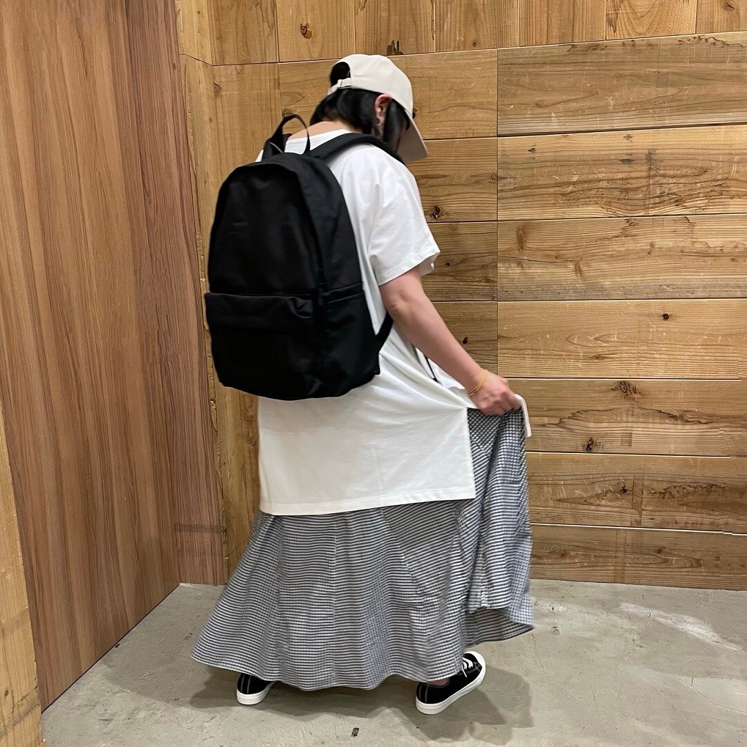 バックショット　全身