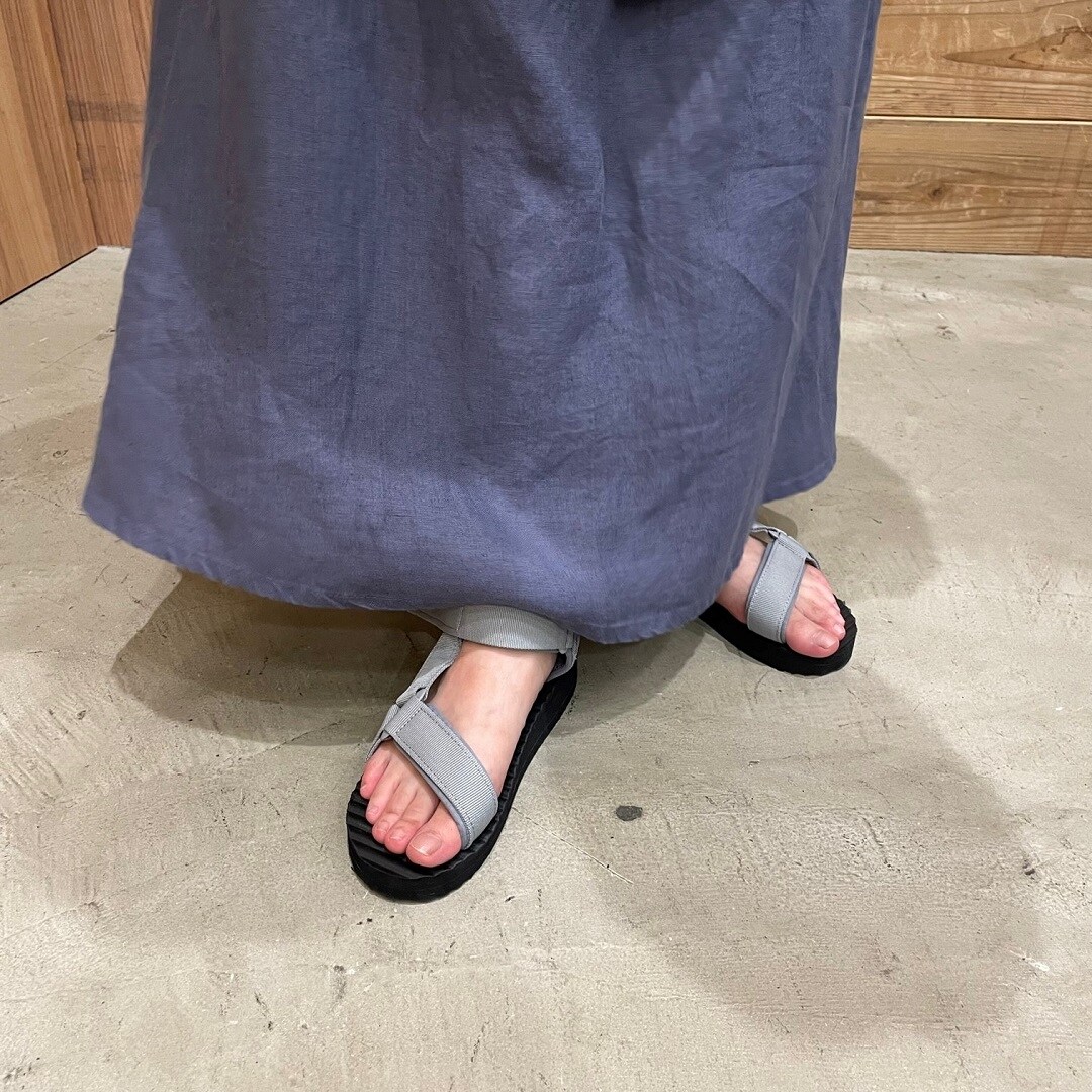 サンダル　アップ