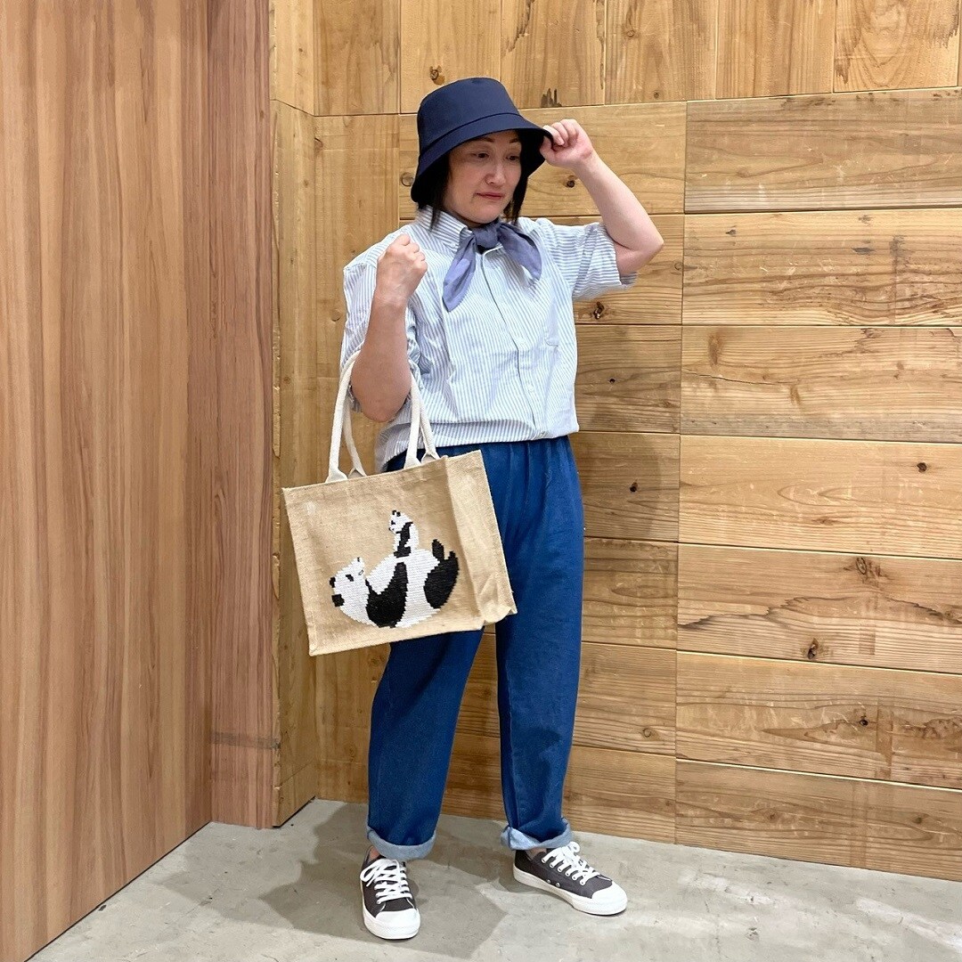 OXシャツ　イージーパンツコーデ　全身