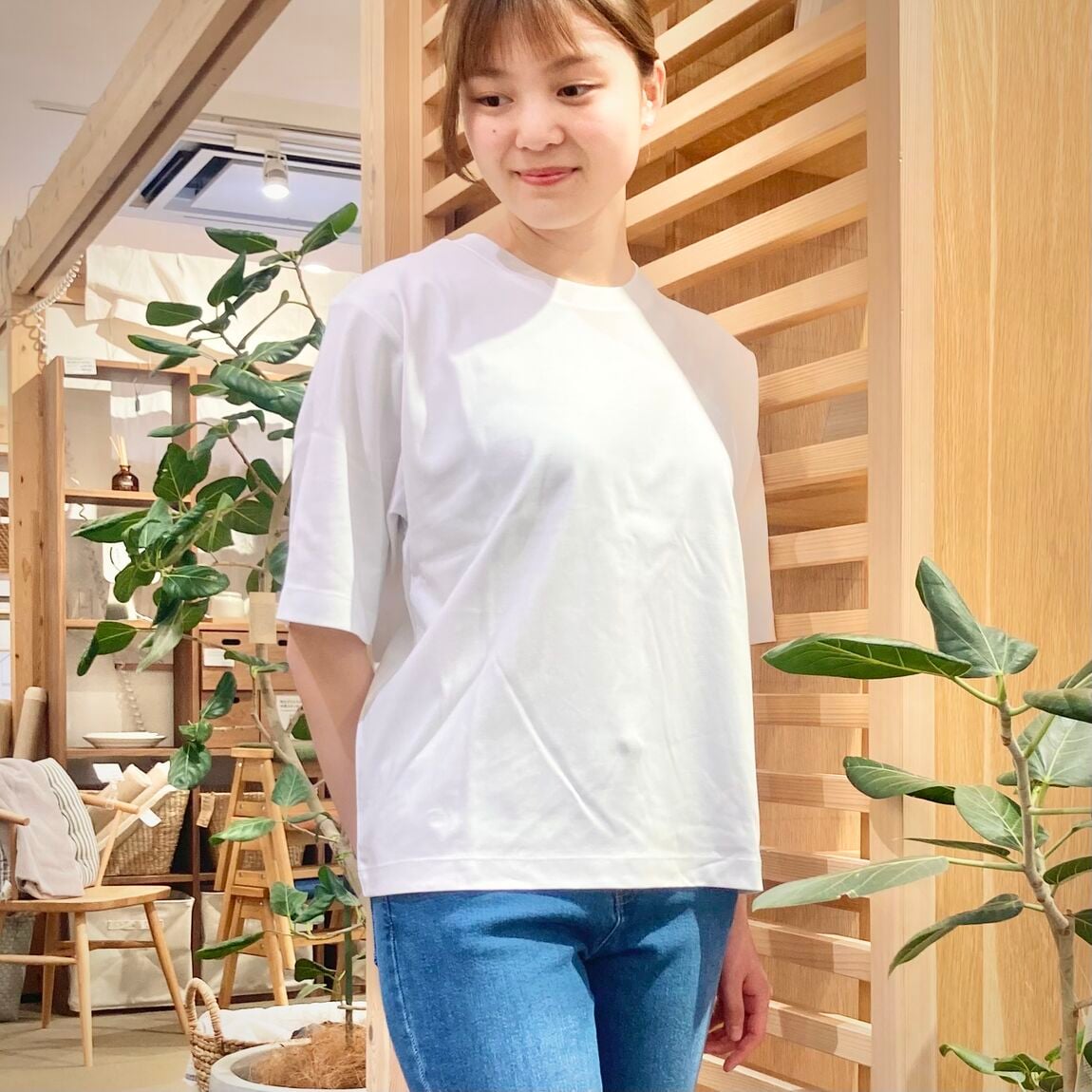 【ザ・モール仙台長町】婦人 涼感ＵＶカットクルーネックワイド半袖Ｔシャツ白色