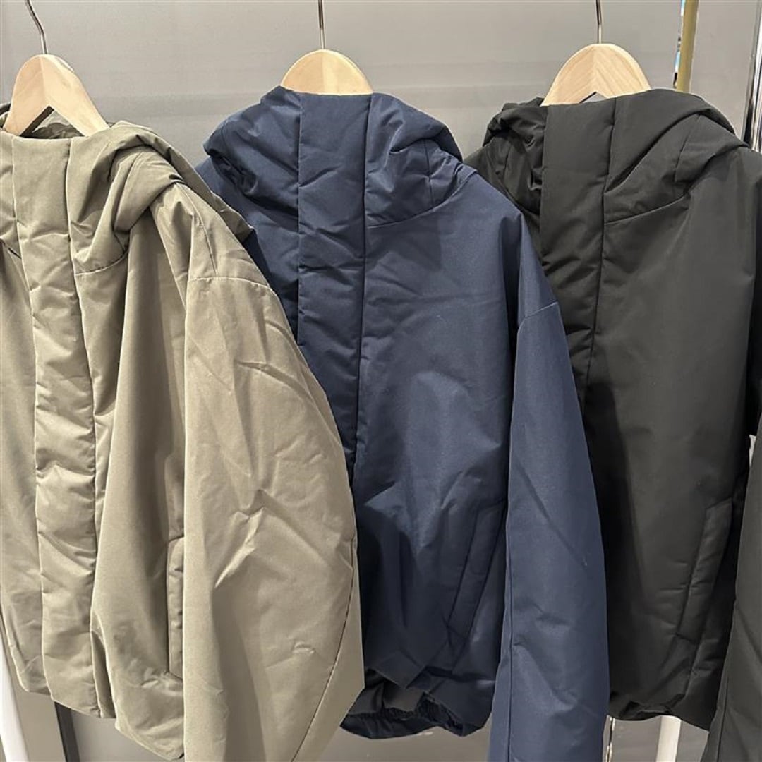  「紳士 防風 撥水 中わた フードジャケット」の画像