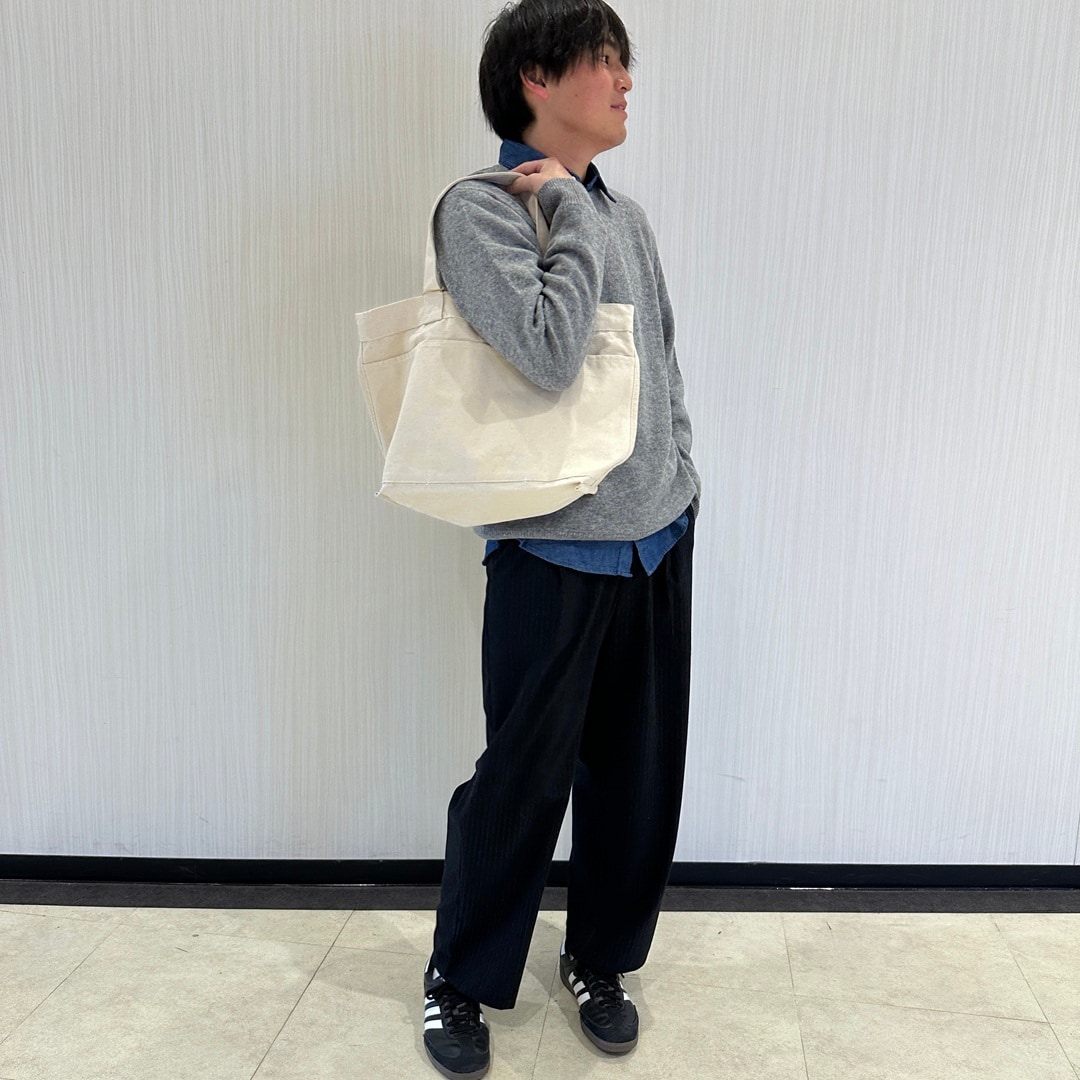 コーディネート全身を映した画像