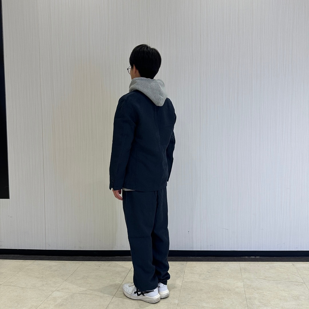 コーディネート　背面から