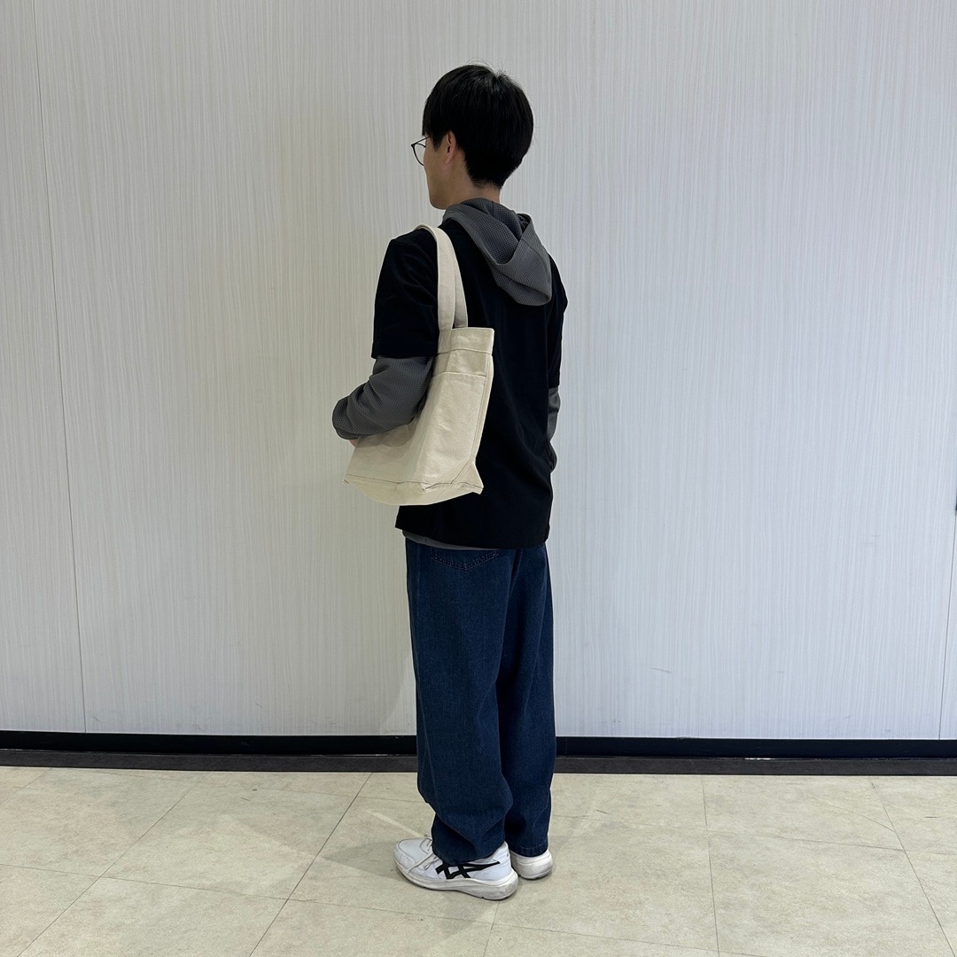 コーディネート　背面から