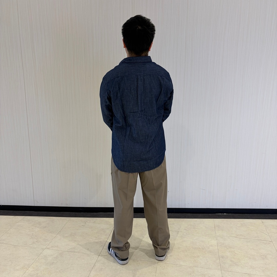 コーディネート　背面から