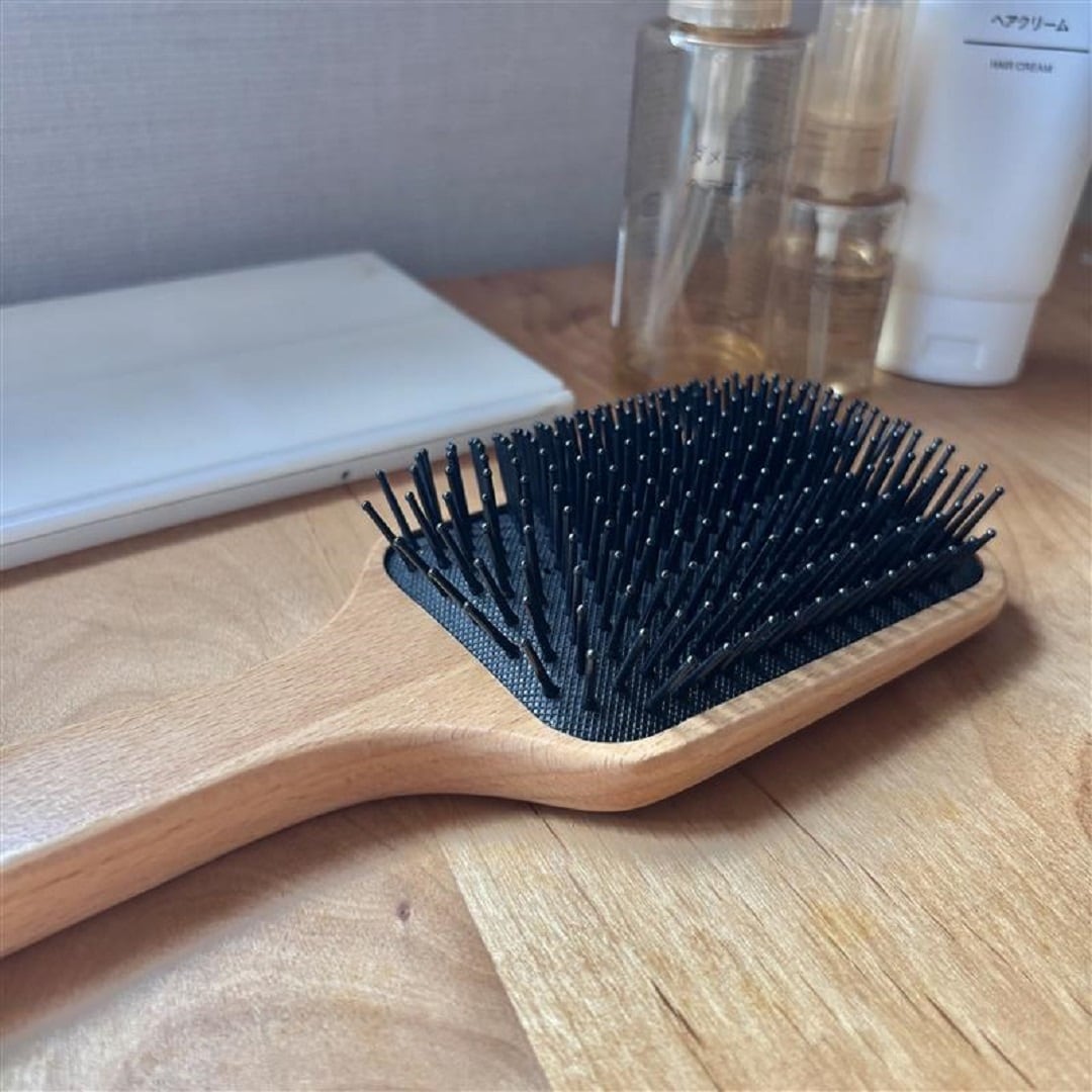 【アピタ島田】頭皮ケアブラシ商品画像