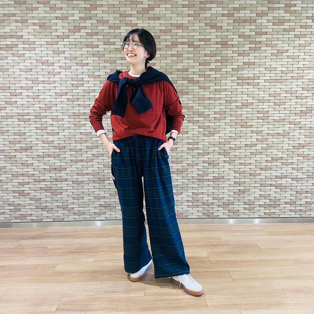 婦人ニットコーデ